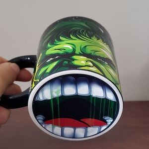 Incredible hulk Mug with Face Base 11.5 oz